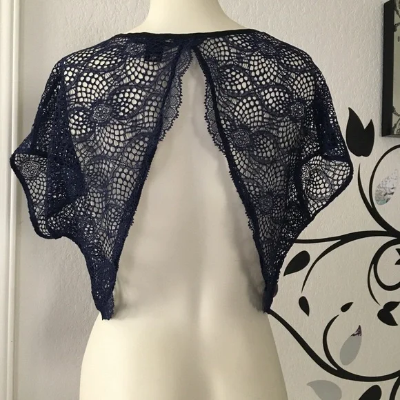 Navy blueVictoria’s Secret crochet lace be… - Picture 5 of 13